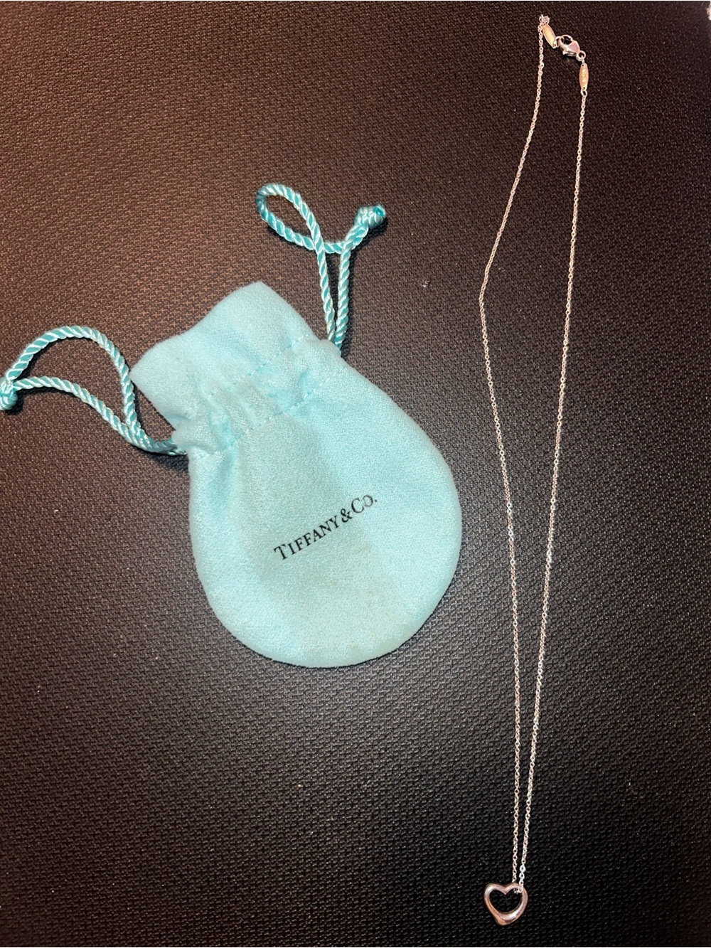 Necklace with heart pendant